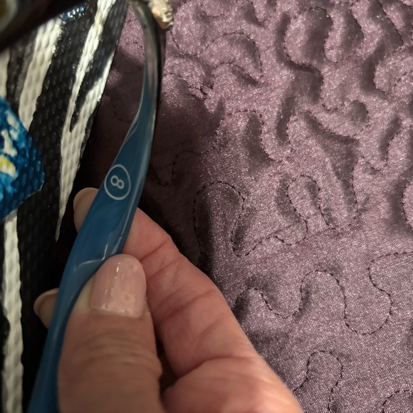 Brighton women’s flat flip flops - Picture 6 of 7